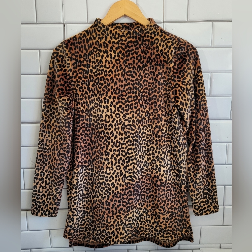 LANDS’ END Ladies Soft Cozy Velour Velvet Like Long Sleeve Mock Neck Top Animal